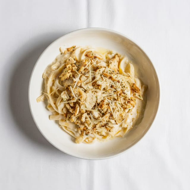 Chicken Alfredo.
